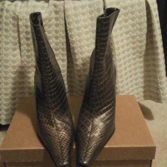 NINE WEST Women Boots - Picture 2 of 5